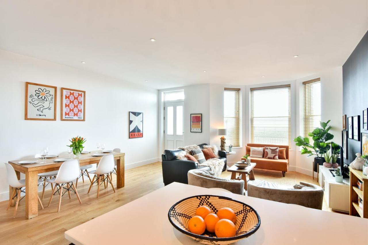 Stunning 2 Bed Apartment Sea Views And Parking Worthing Bagian luar foto
